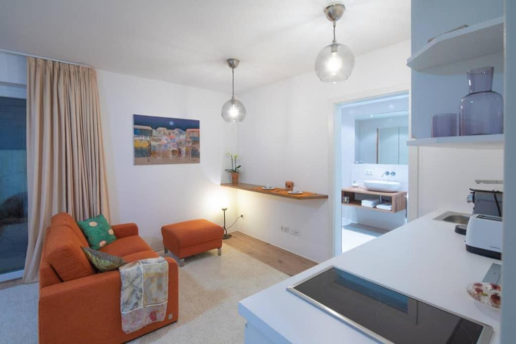 Modernes Apartment Josefiau Salzburgo Exterior foto